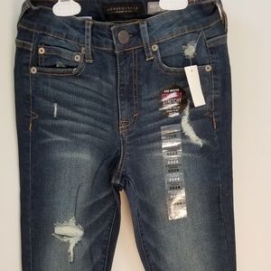 NWT Woman`s Aeropostale High Wasted Jeggings